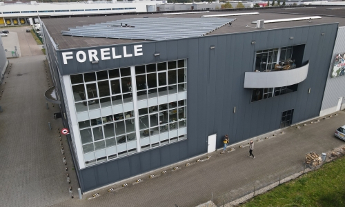 our 6000 square meter facility