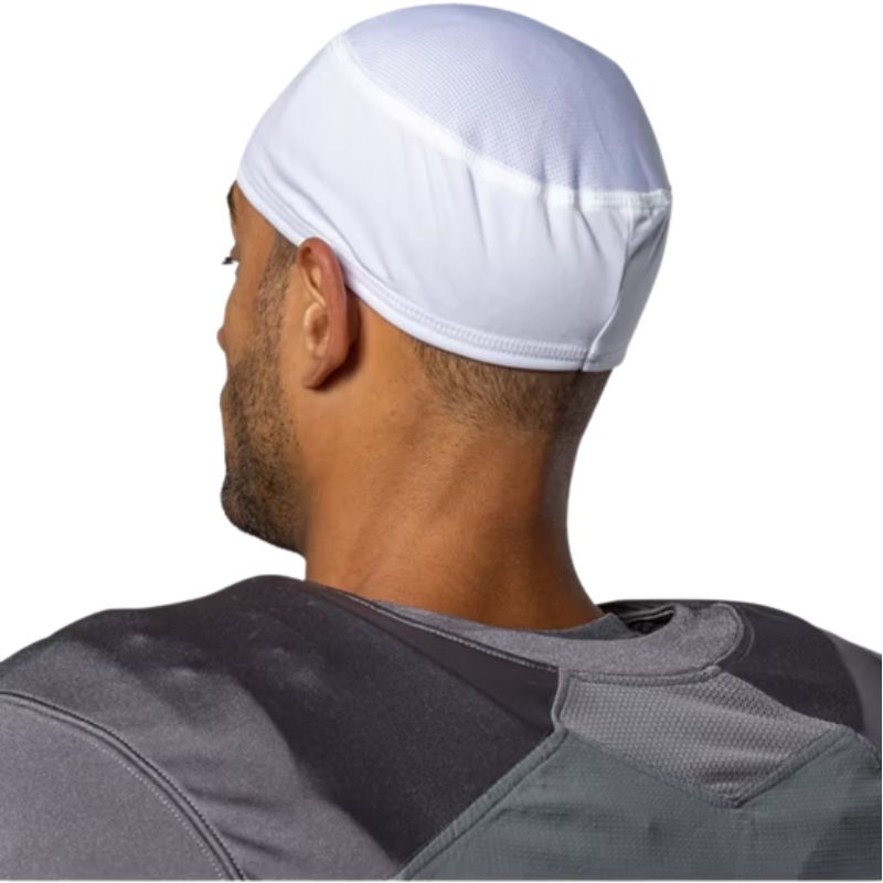 Under Armour Football Skull Cap Color White