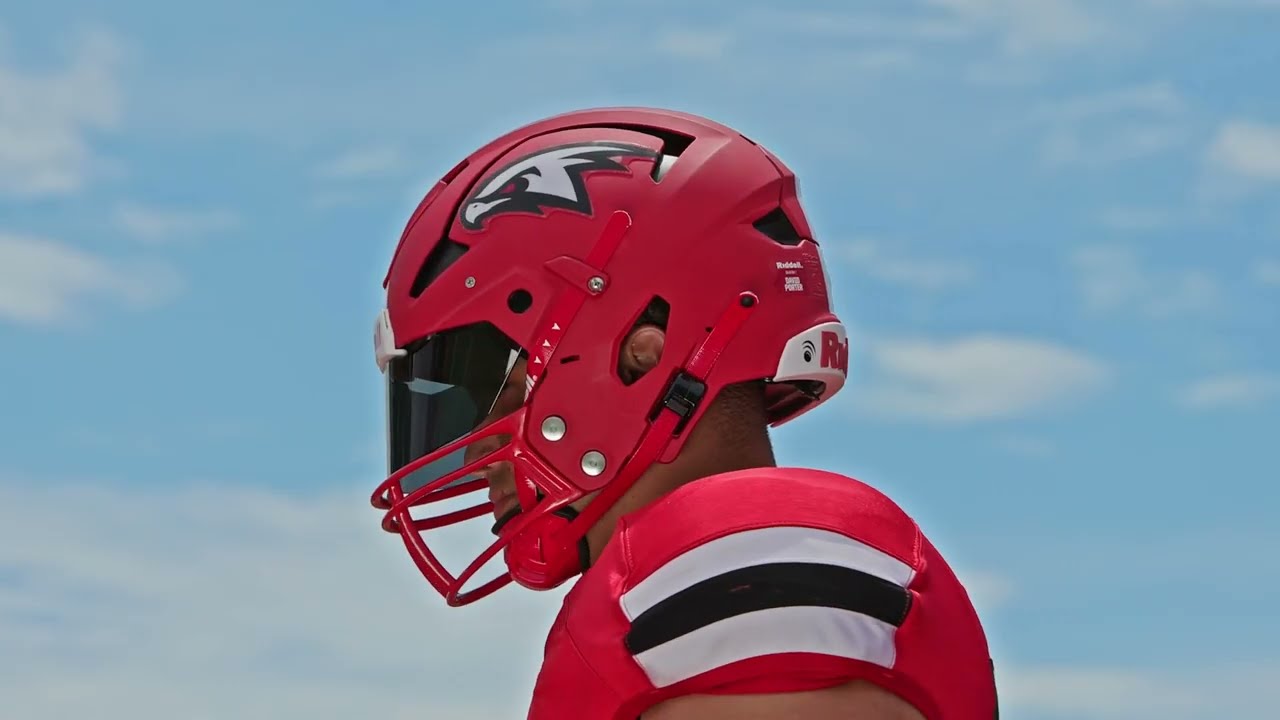Football Chinstrap Guide: Fit, Protection & Comfort