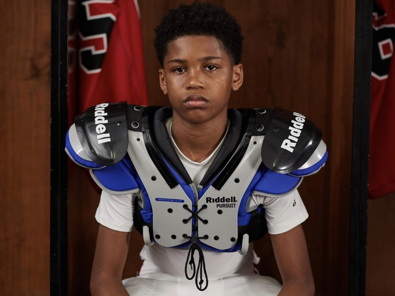 Riddell Pursuit Youth Shoulder Pad | XXL Size Blue/Red/Grey