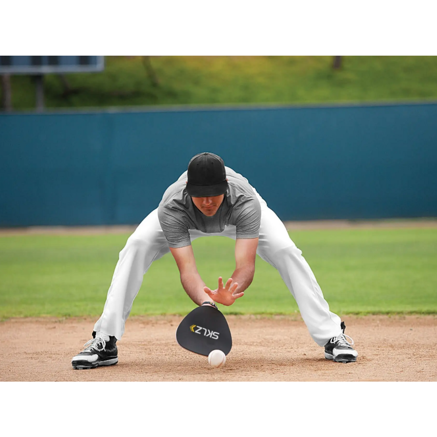 SKLZ Softhands (0012) Baseball & Softball Fielding Trainer