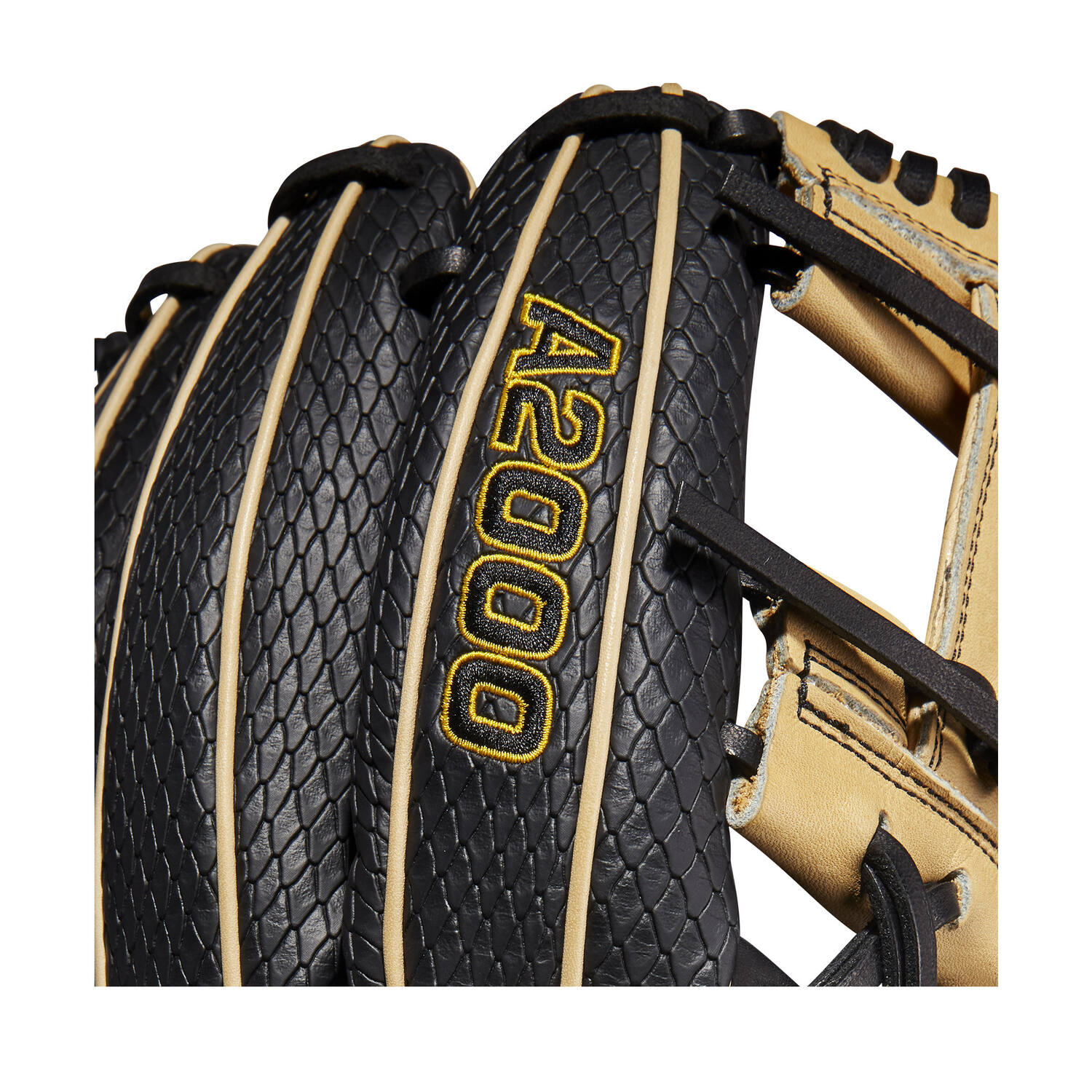 Wilson WBW1004321175 11,75 Inch Leather A2000 Ke’Bryan Hayes Baseball Infield Glove | Left Hand Catch