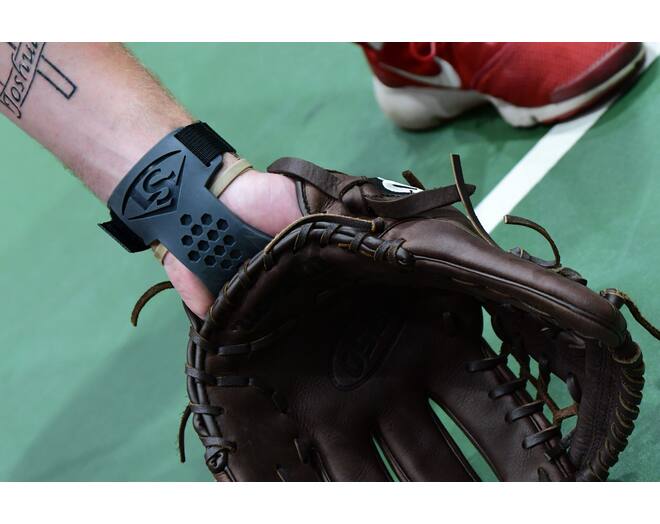 ナイトロ　sqvash159 Louisville Slugger HexTec Glove Insert (L60730)